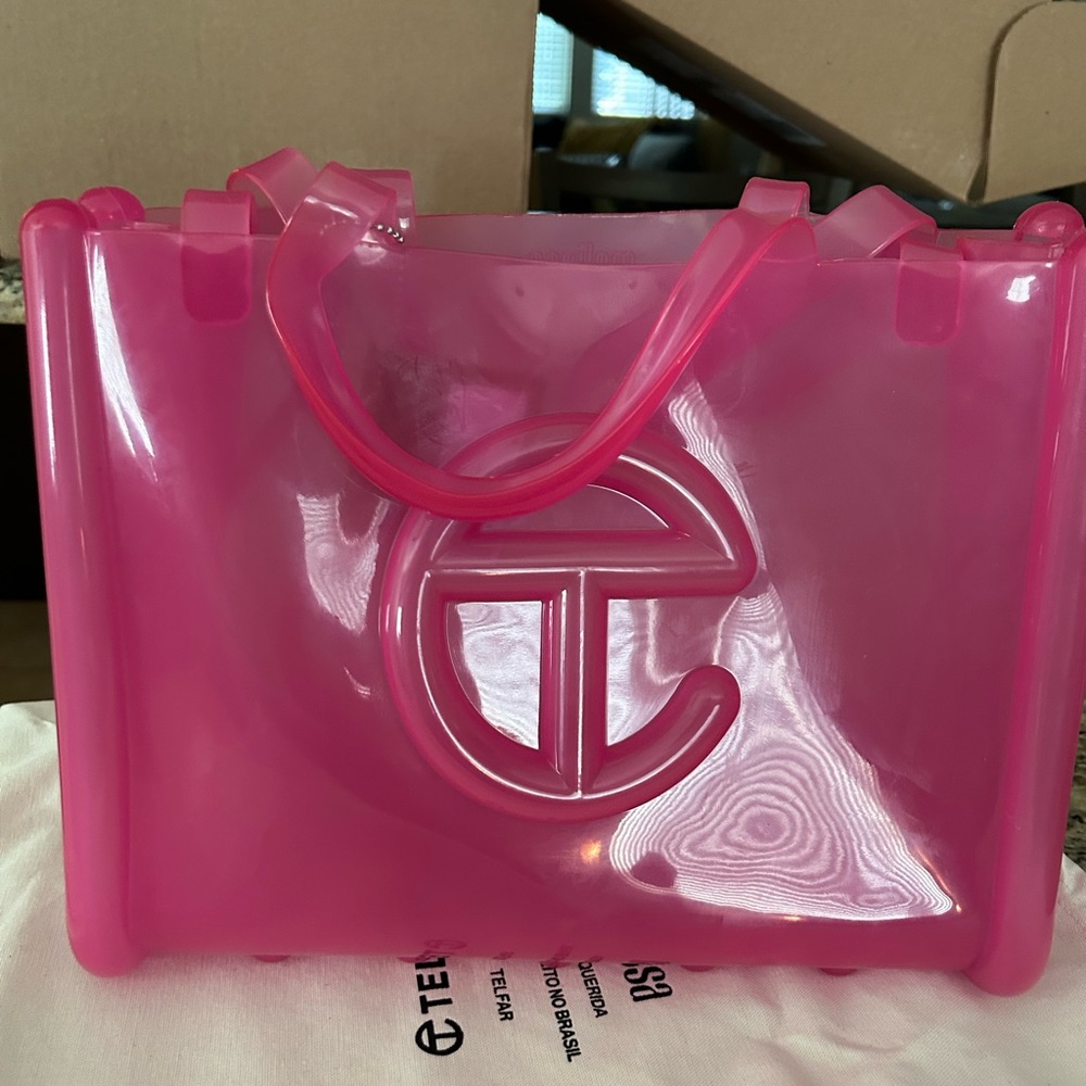 Melissa x Telfar Medium Jelly Shopper - Clear Pink